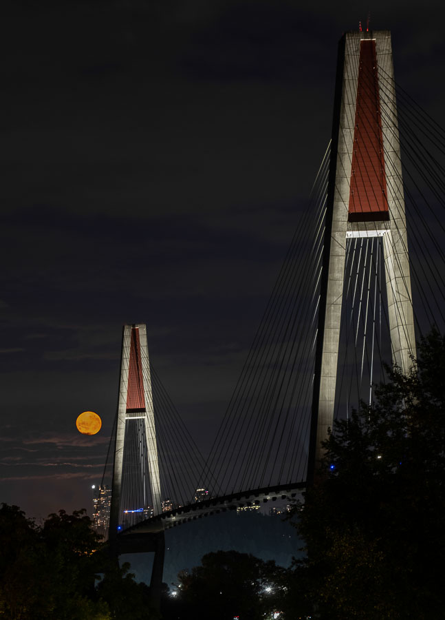 Moon-@-Skybridge-2764-2767-rev-2-copy.jpg